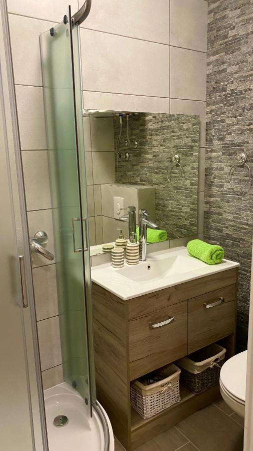 ピランStudio Apartma Saraアパートメント エクステリア 写真