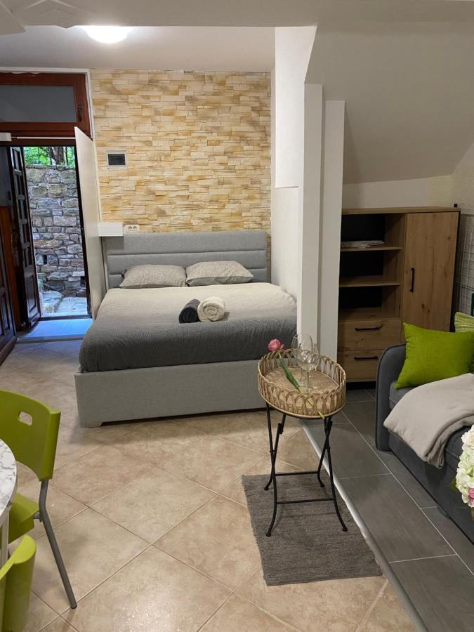 ピランStudio Apartma Saraアパートメント エクステリア 写真