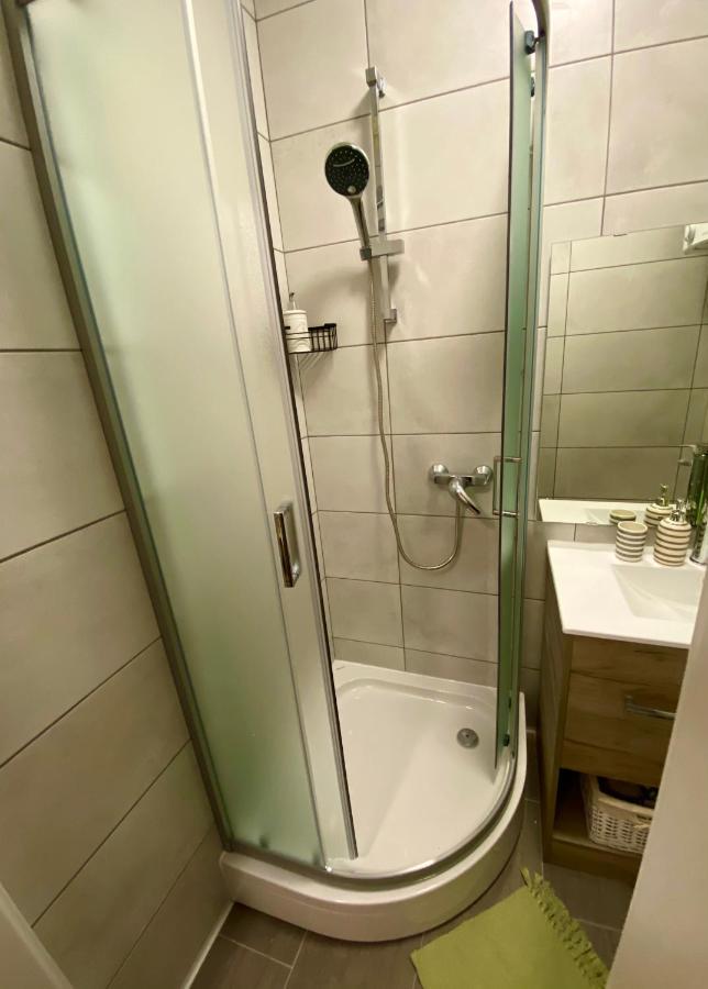ピランStudio Apartma Saraアパートメント エクステリア 写真