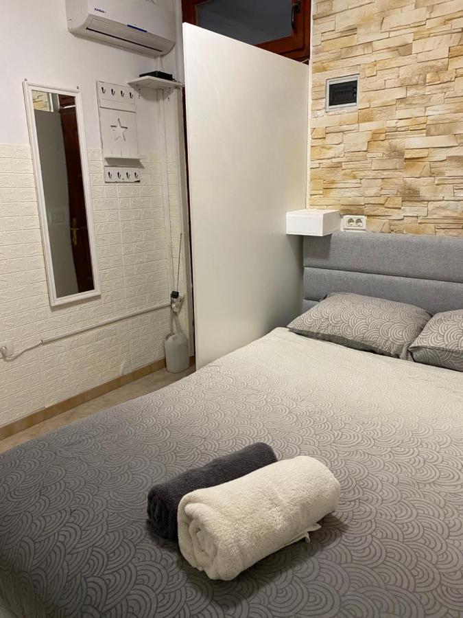 ピランStudio Apartma Saraアパートメント エクステリア 写真